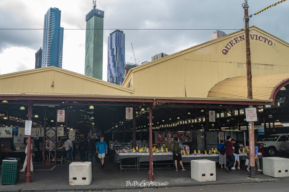 Queen Victoria Market 維多利亞女王市場戶外棚架區,主要都是賣雜貨、蔬菜農產品。